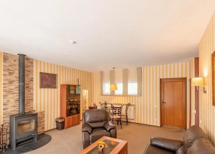 Konukevi Vitalija 3*